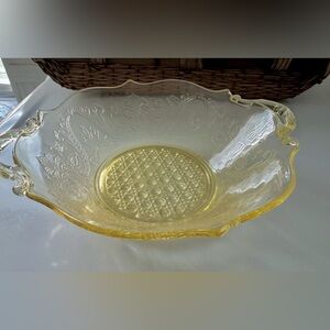 Vintage Yellow Depression Glass Bowl. Approximately 10” diameter